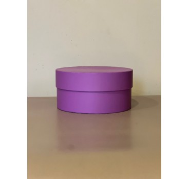 Короткая круглая коробка 20 см лиловый